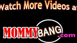 Rejtett hármas mostohával és 18+ tinilánnyal hardcore szopás szeánszban.