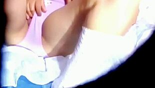 me aprovecho para espiar y no puedo creer que mi alumna hiciera esto