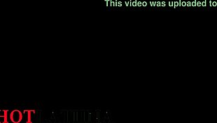 Уау, направих див трио с приятелката си за Нова година!