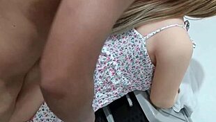 minha meia-irmã ninfomaníaca implora por porra quente na bunda gostosa a noite toda