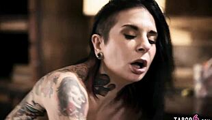 the emo students engage in pussy licking and anal fucking after class in the classroom