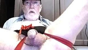 thomas odea enjoys gay porn with monster cock anal