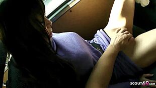 Толкова съм нервна, първото ми японско свиркане в кола със стар тип!