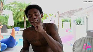 Curious about stretching limits? Join Openlegs Stretch3x and Raquel Mendoza for 10 raw questions.