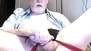 thomas odea enjoys gay porn with monster cock anal