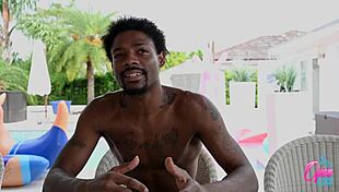 Curious about stretching limits? Join Openlegs Stretch3x and Raquel Mendoza for 10 raw questions.