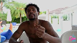 Curious about stretching limits? Join Openlegs Stretch3x and Raquel Mendoza for 10 raw questions.