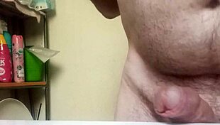 this video of huge ejaculation from monster cock without hands is amazing 💦