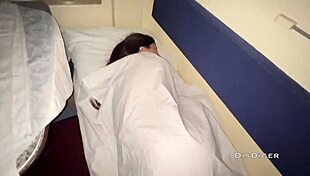 Halk treninde çıplak kızı sikimle uyandırıyorum