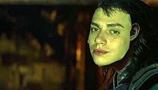 The legends engage in an epic war