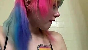 Alice Bangz Bent Over Cleaning Pussy In Bathroom