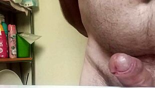 this video of huge ejaculation from monster cock without hands is amazing 💦