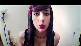 19-Year-Old Emo Big Boobs