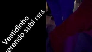 balada pumb de vestidinho curtinho arrastei um boy pro carro e transamos gostoso