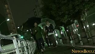 Twinks Japonais Gay S'Adonnent à une Orgie Sauvage avec des Pipes Hardcore