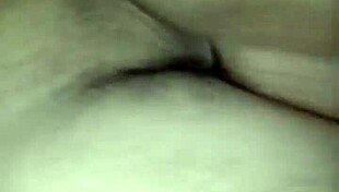 Boyfriend Licks Wet Pussy Before Cumming Inside