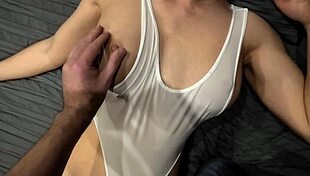 i fucked a stripper at a party 😏