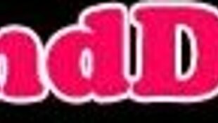 Cockloving Model Delivers Sloppy Blowjob in Full Erotic Movie