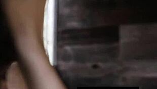 Dua remaja panas 18+ Adriana Chechik dan Sadie Pop dikongkek oleh jiran songlap selepas lewat malam