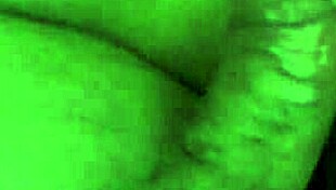 I masturbate solo and cumshot in this video