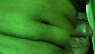 I masturbate solo and cumshot in this video