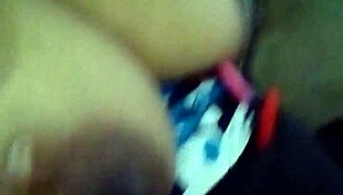 Big Tits Sri Lankan Babe Shows Off Boobs