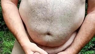 Cumshot in nature explodes!