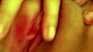 GET TO KNOW ME IN THE INTIMACY OF MY ROOM DAILY