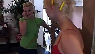 amateur teen lesbians get hot and heavy