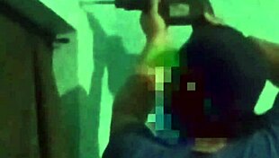 She ends up sucking the carpenter