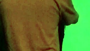 She ends up sucking the carpenter