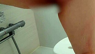 chubby asian milf masturbates in bath getting wet. 😊