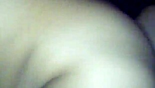 latina sufriendo oh gozando, what's happening?