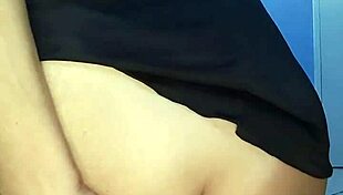 Blonde milf stretches her asshole with bottle