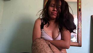 i'm a morocha puta who just wants to suck dick and masturbate, slap me hard