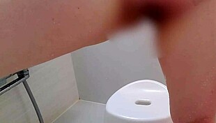 chubby asian milf masturbates in bath getting wet. 😊