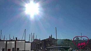 Lylou Glams At 25 Years As A Magnificent Coquine