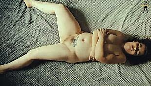 mich räkeln und strecken entspannt