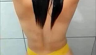 Seductive Bath Of The Callipygian Woman