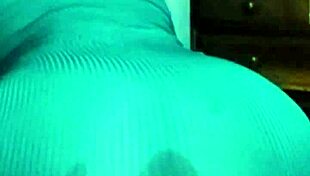 I Masturbate With My Fingers