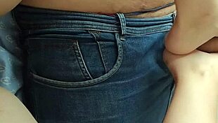 Ganhei leitinho nos pes apos footjob gostoso