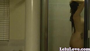 Watch me spy on LelU Love bathing in the shower, zooming in close