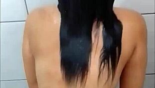 Seductive Bath Of The Callipygian Woman