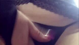 I Masturbate With My Fingers