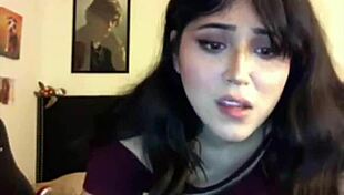 Hot Chubby Tranny Beats Her Meat And Chills