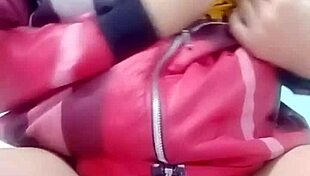 Vietnamese Teen Masturbates With Cucumber Homemade Fun