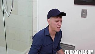 Krystal Sparks Gives Blowjob to Rion King POV