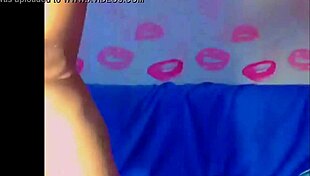 Cute Camgirl Fingers Pussy With Huge Dildo