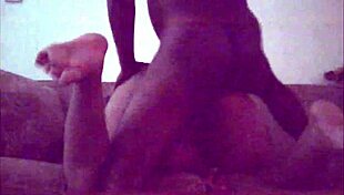 this 40-year-old mature Guyanese big fat mama is getting fucked by Pusszzhunter 😏