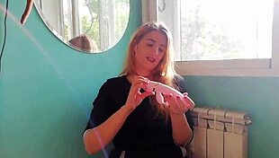 Probando juguete with toys leading to cum and squirting